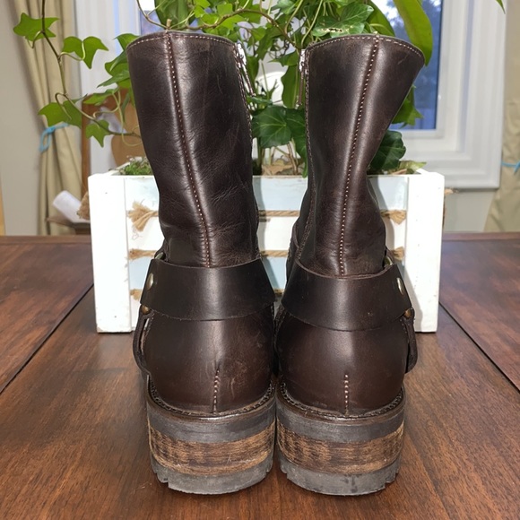 La Canadiénne Boots - Picture 3 of 9